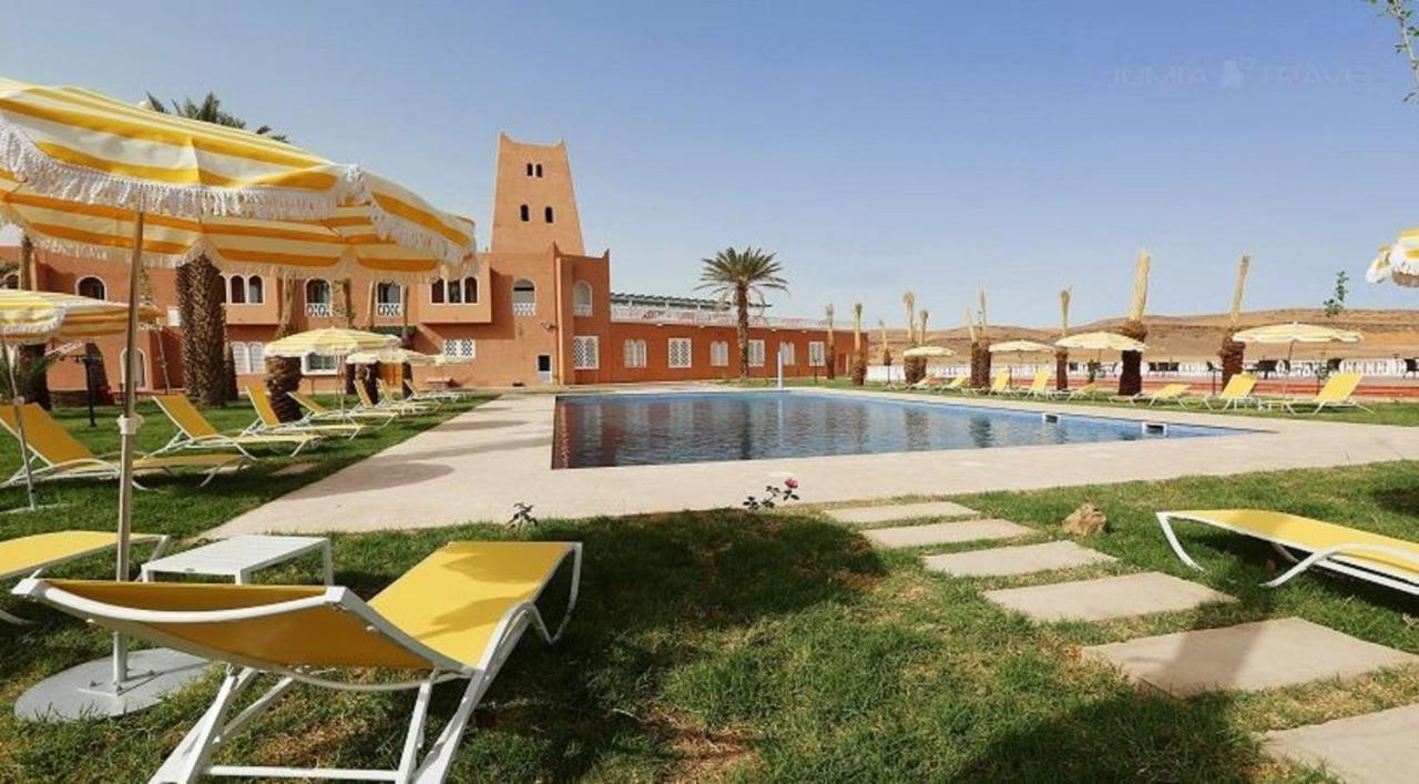 Taghit Saoura Hotel ภายนอก รูปภาพ