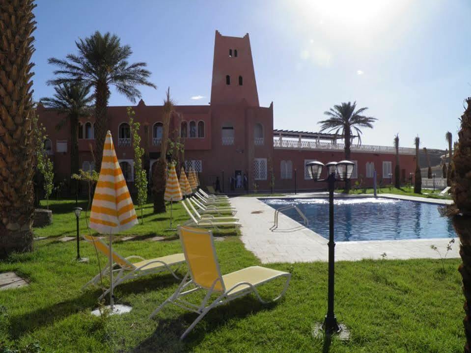 Taghit Saoura Hotel ภายนอก รูปภาพ