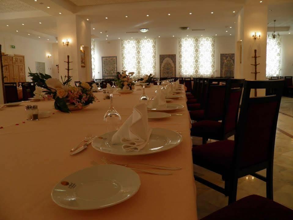 Taghit Saoura Hotel ภายนอก รูปภาพ